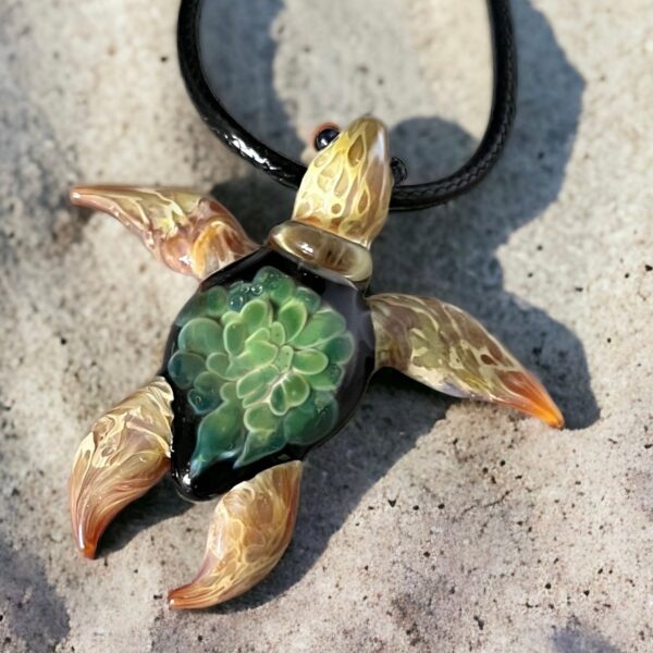 Exquisite Hawaiian Honu Sea Turtle: Handcrafted Glass Pendant with Coral Reef Inside the Shell - Image 6