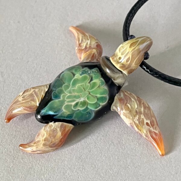 Exquisite Hawaiian Honu Sea Turtle: Handcrafted Glass Pendant with Coral Reef Inside the Shell - Image 5